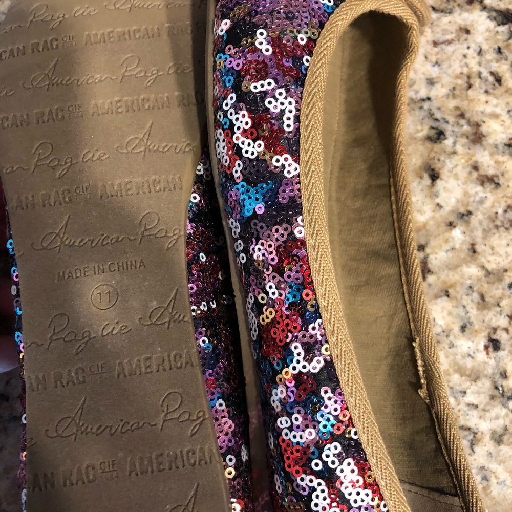 NWOT Beautiful new shoes - Picture 2 of 5